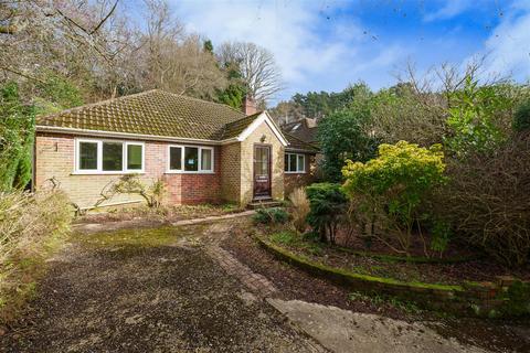 3 bedroom chalet for sale - Marley Combe Road, Haslemere