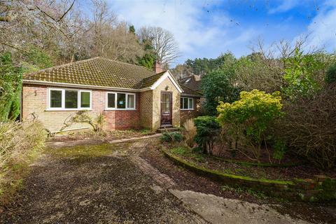 41 Marley Combe Road, Haslemere, GU27 3SN