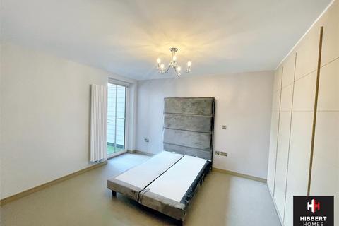 2 bedroom apartment to rent, Hale Road, Hale Barns WA15
