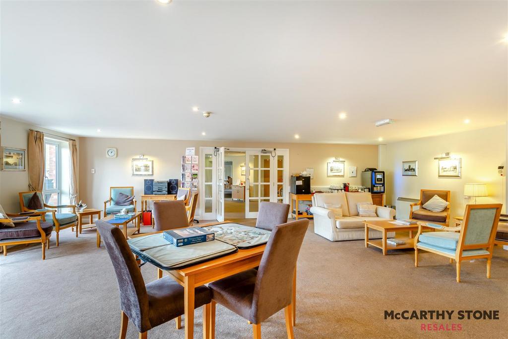 8585202-interior03.jpg