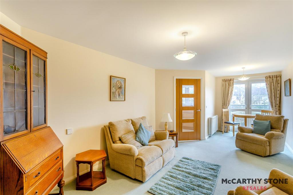 8585202-interior05.jpg