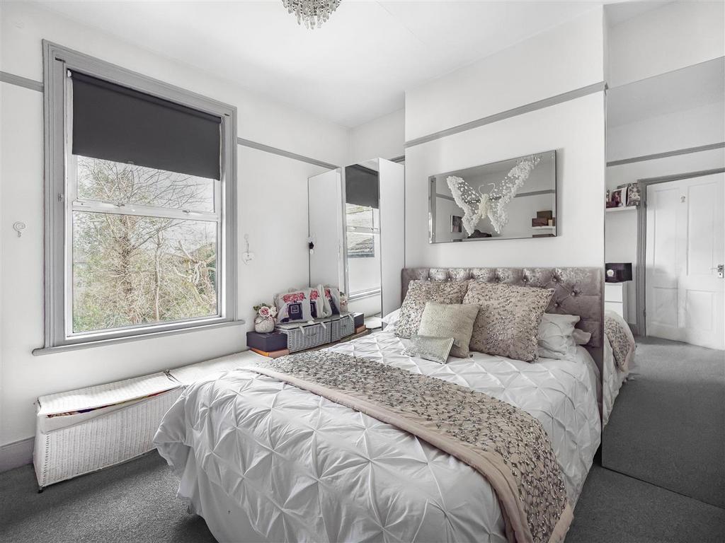Stanwell Road Bedroom 3.jpg