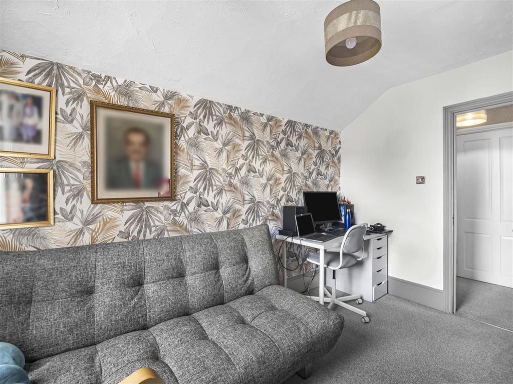 Stanwell Road Bedroom 4.jpg