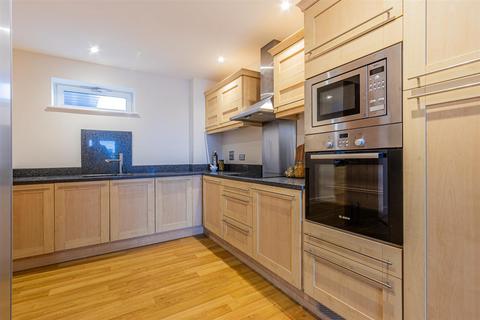 3 bedroom apartment for sale - Greyfriars Road, Cardiff CF10