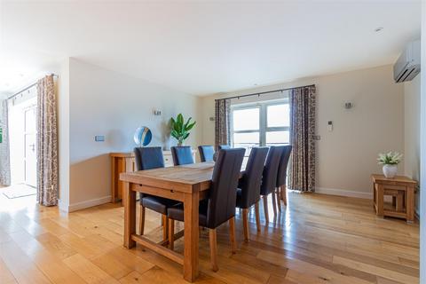 3 bedroom apartment for sale, Greyfriars Road, Cardiff CF10