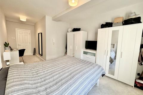 1 bedroom apartment for sale, Ashley Road, Altrincham WA14