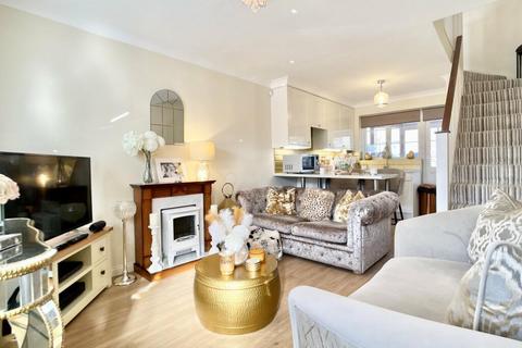 26 Brewers Field, Dartford, DA2 7PJ