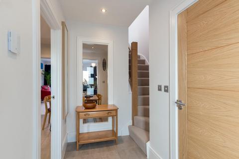 2 bedroom end of terrace house for sale - Buzzard Close, Stratford-upon-Avon