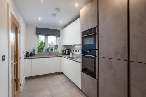 2 bedroom end of terrace house for sale - Buzzard Close, Stratford-upon-Avon
