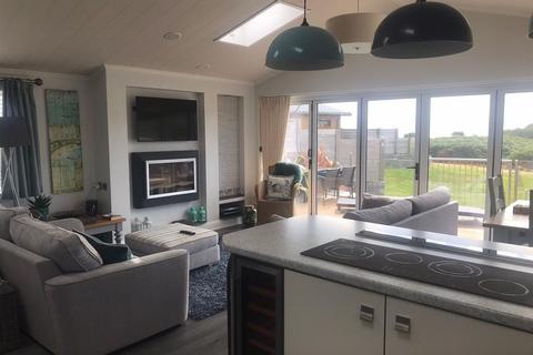 2 bedroom chalet for sale, Hafan Y Mor, Pwllheli LL53