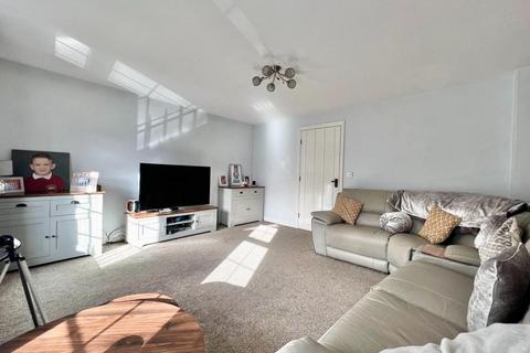 48 Bretton Close, Brierley, Barnsley, S72 9LP