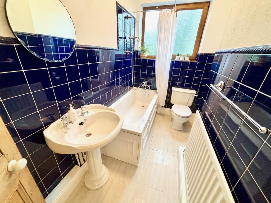 15 white lane 8.jpg