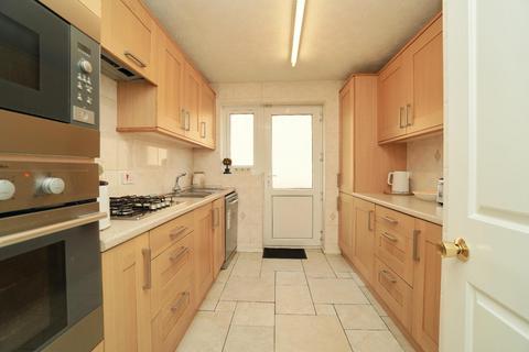 3 bedroom detached bungalow for sale, Stonefield Avenue, Easingwold, York