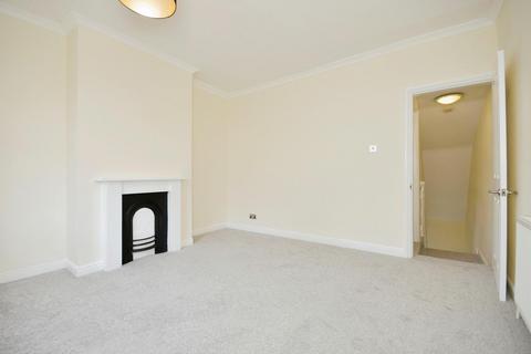 39 Bates Street, Sheffield, S10 1NP