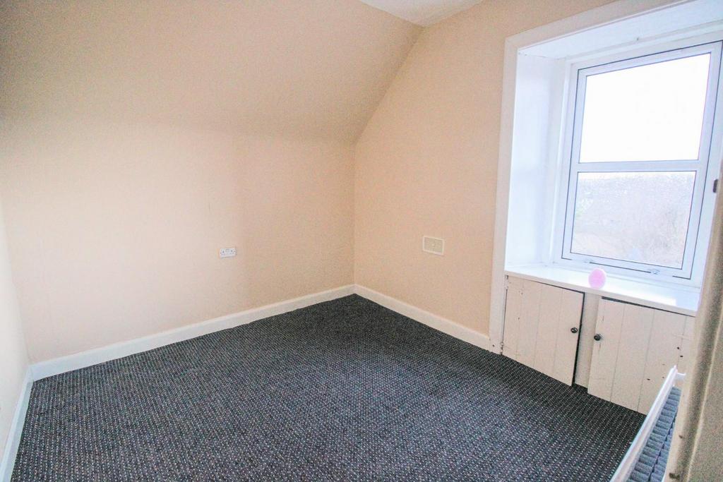 BEDROOM TWO-2.jpg