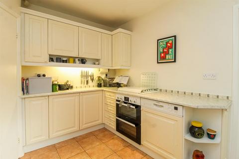 3 bedroom detached house for sale - Knightsway, Wakefield WF2