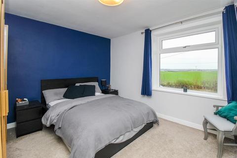 6 Cross Keys, Ossett, WF5 9SJ