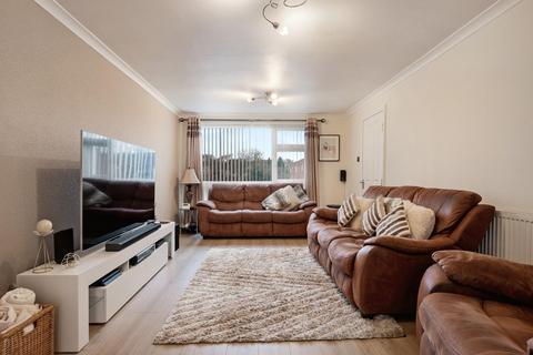 4 bedroom semi-detached house for sale, King Drive, Leeds LS17