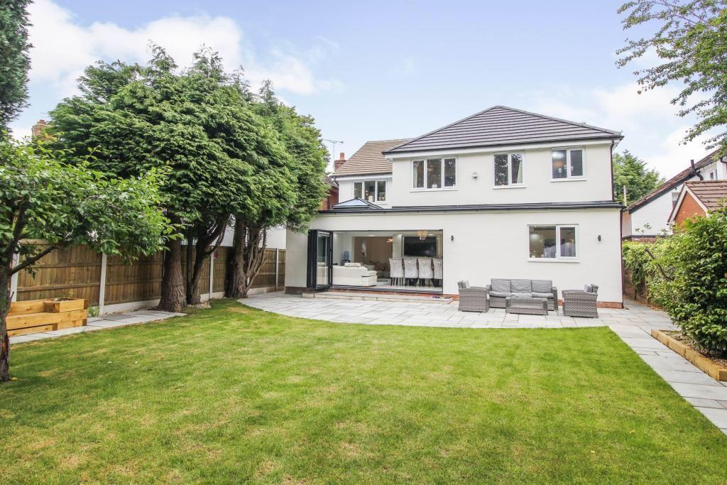 Bramhall Lane South, Bramhall SK7 4 bed detached house for sale £