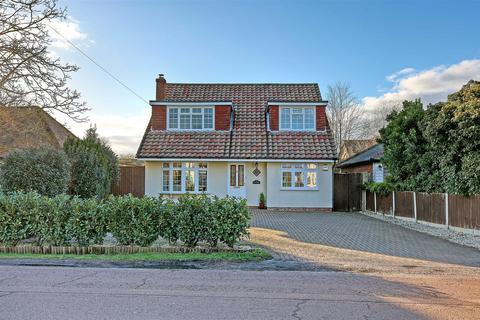 5 bedroom detached house for sale, The Tye, East Hanningfield, Chelmsford