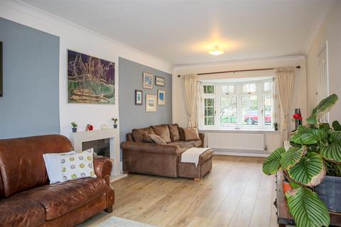 4 bedroom detached house for sale, Sharrad Way, Langham LE15