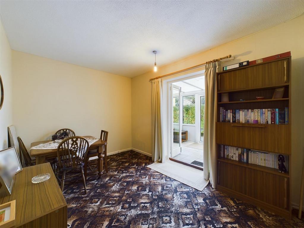 Dining Area/Bedroom