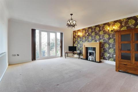 16 Brough Road, South Cave, Brough, HU15 2BX