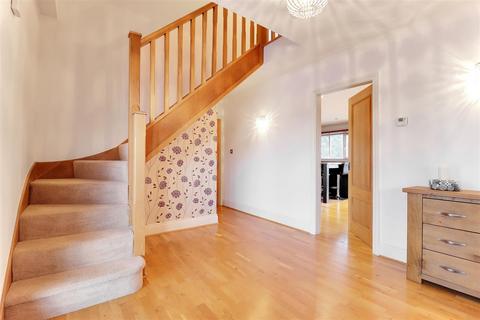 16 Brough Road, South Cave, Brough, HU15 2BX