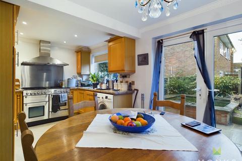 93 Berwyn View, Ellesmere, SY12 0DP