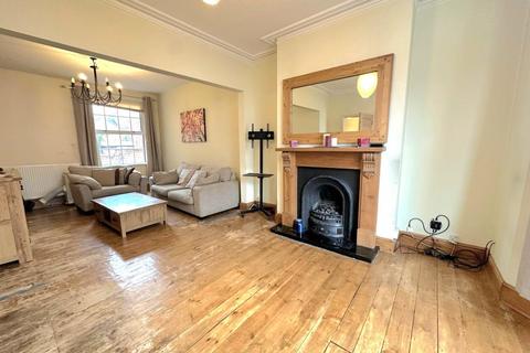 73 Birchfield Road, Northampton, NN1 4RG