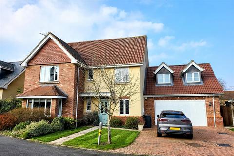 5 bedroom detached house for sale, 5 BEDROOM Deatched House - Hammarsfield Close, Standon, Herts