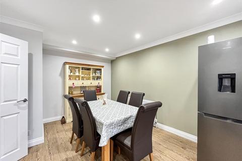 29 Albany Way, Bristol, BS30 8UB