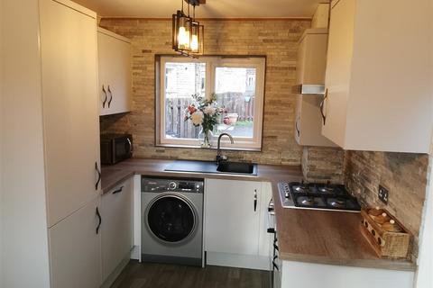 23 Weavers Croft, Bradford, BD10 0RQ