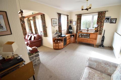 51 Valley Road, Portishead, Bristol, BS20 8JZ