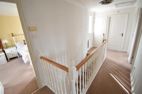 4 Ladymead, Portishead, Bristol, BS20 7LJ