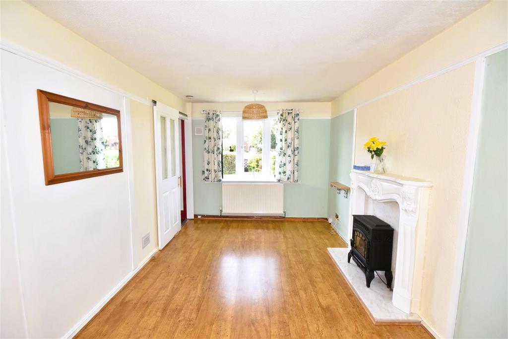Lounge and dining room
