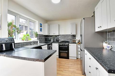3 bedroom terraced house for sale, Clyde Terrace, Hertford SG13