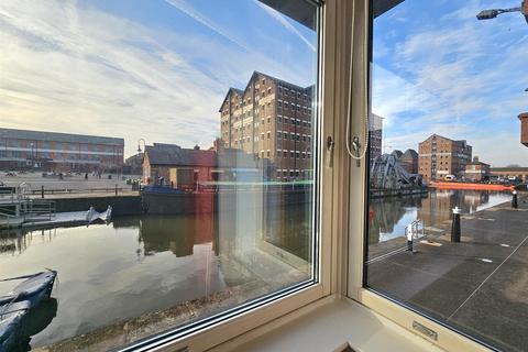 2 bedroom apartment for sale, Barge Arm, Gloucester Docks