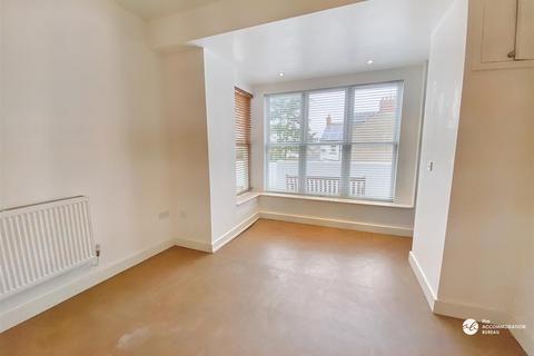 1 bedroom apartment to rent - Fernleigh Road, Wadebridge, PL27