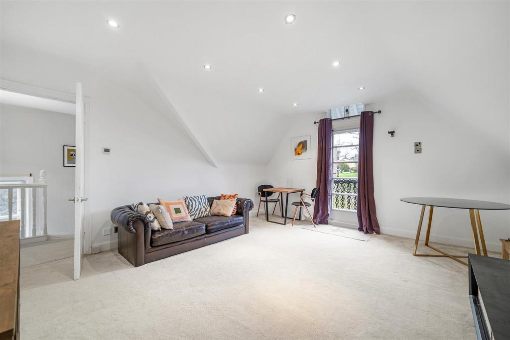 4, 8 Gatestone Road-2.jpg
