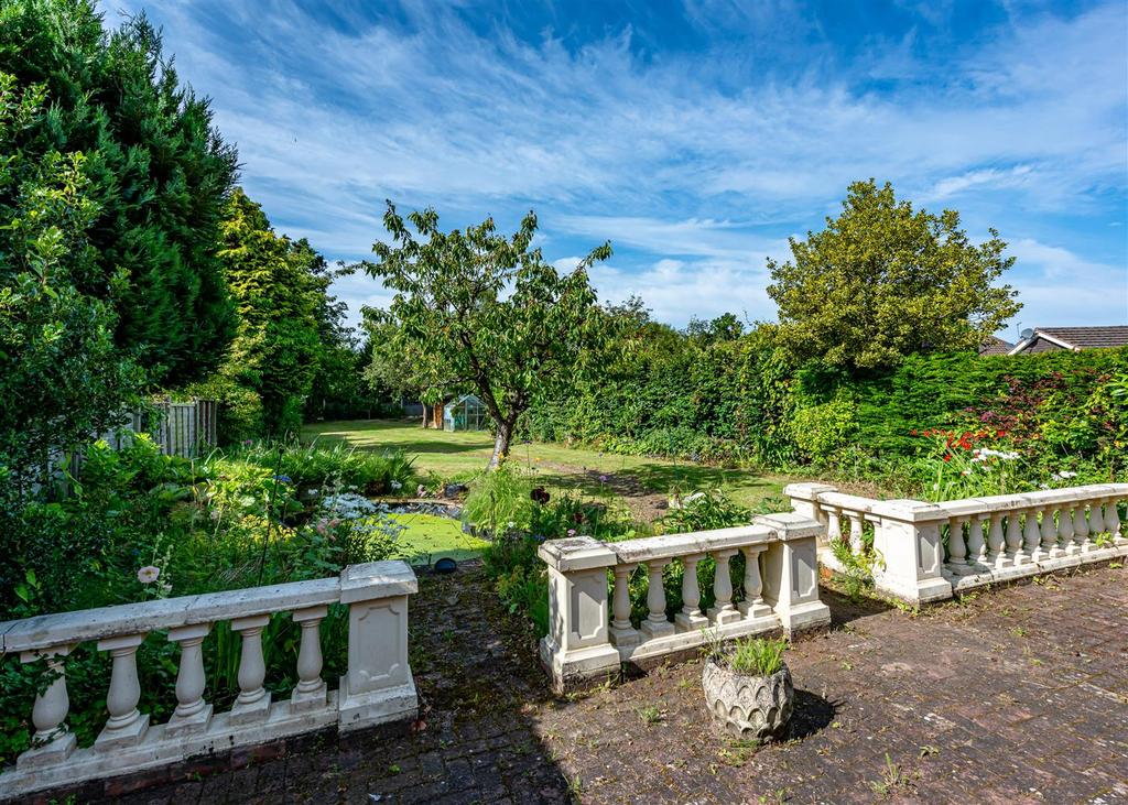 Bridgeside, 187 Birches Road, Codsall 4 bed detached house for sale £