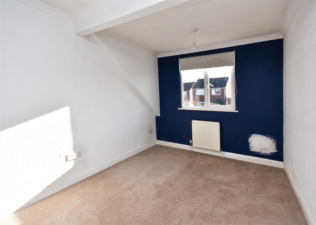 25 Bognop Road - Bedroom 2.jpg