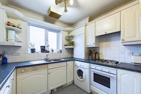 2 bedroom flat for sale - Addington Road, South Croydon CR2