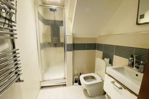 2a Glenhurst Rise, London, SE19 3XW