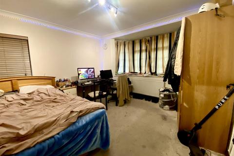 2a Glenhurst Rise, London, SE19 3XW