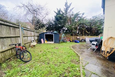 2a Glenhurst Rise, London, SE19 3XW