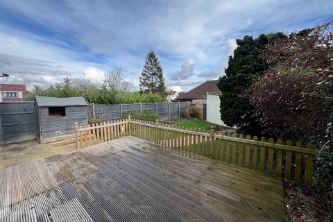3 bedroom bungalow for sale, Chelmsford Road, Shenfield, Brentwood