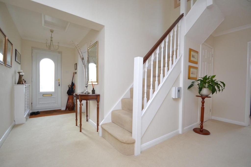 Entrance Hall 1.JPG
