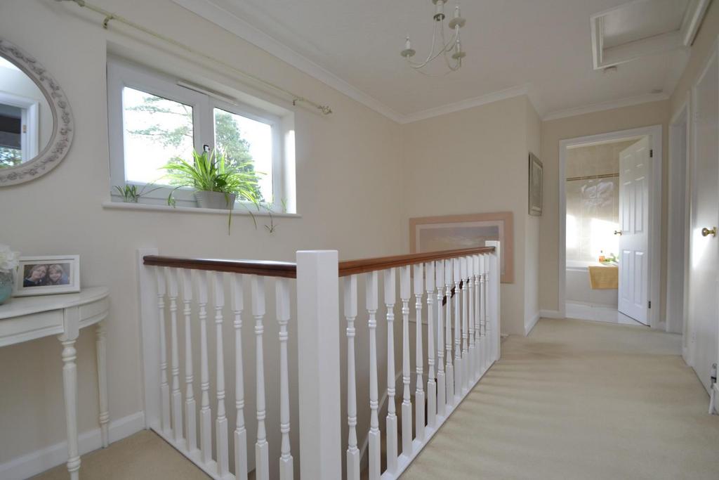 Galleried Landing.JPG