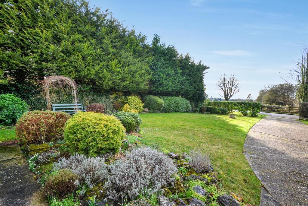 Front-garden.jpg